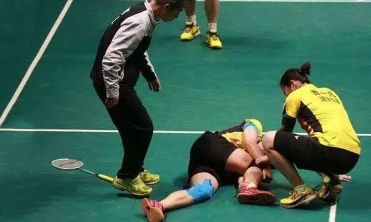 詹姆斯：骑士03年拿到状元签也太巧了吧，我懂这背后的安排